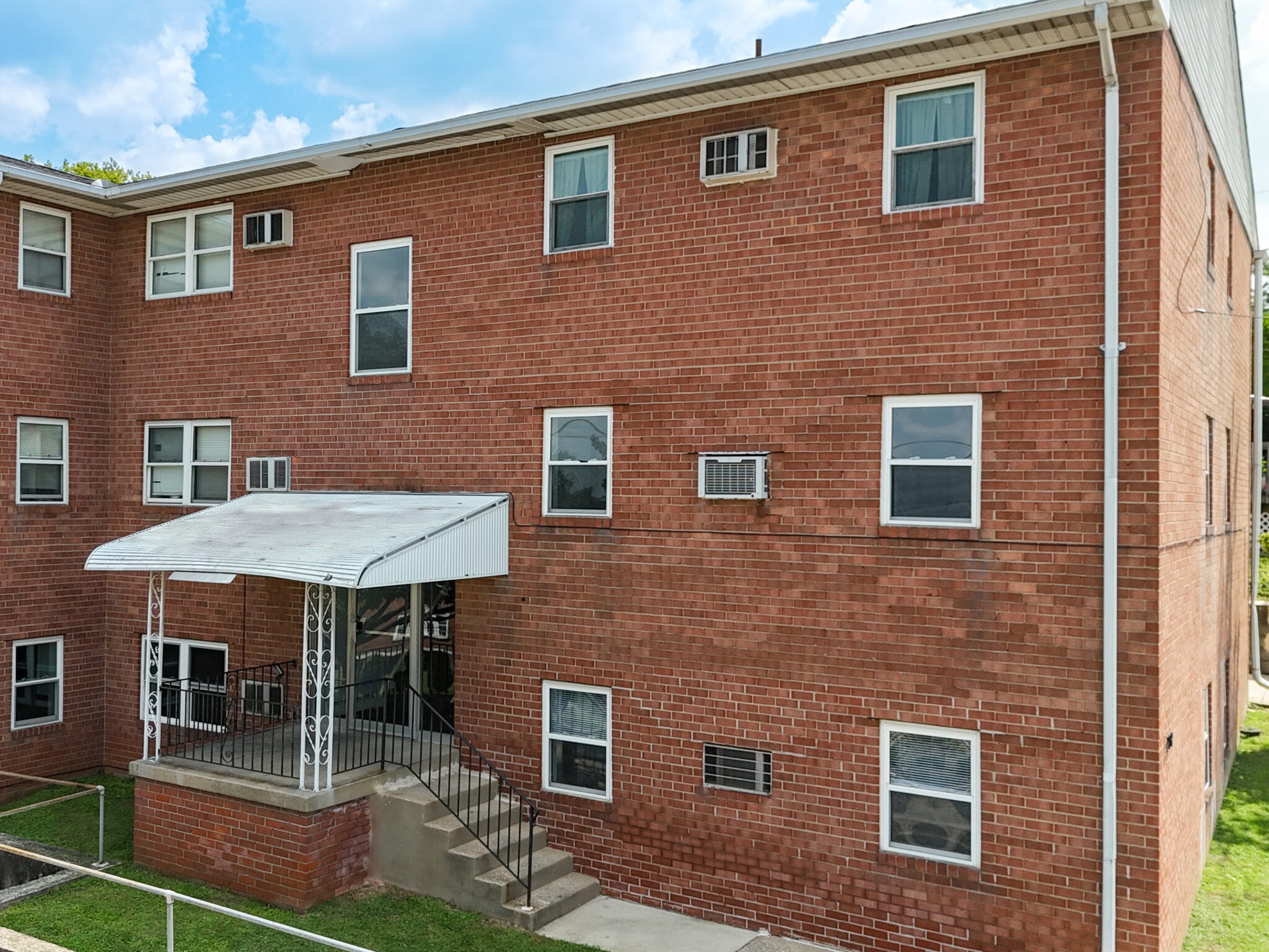 Parkside Apartments